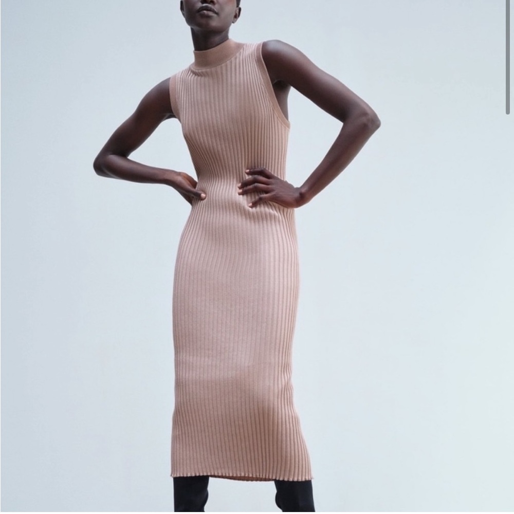 Black ribbed midi dress